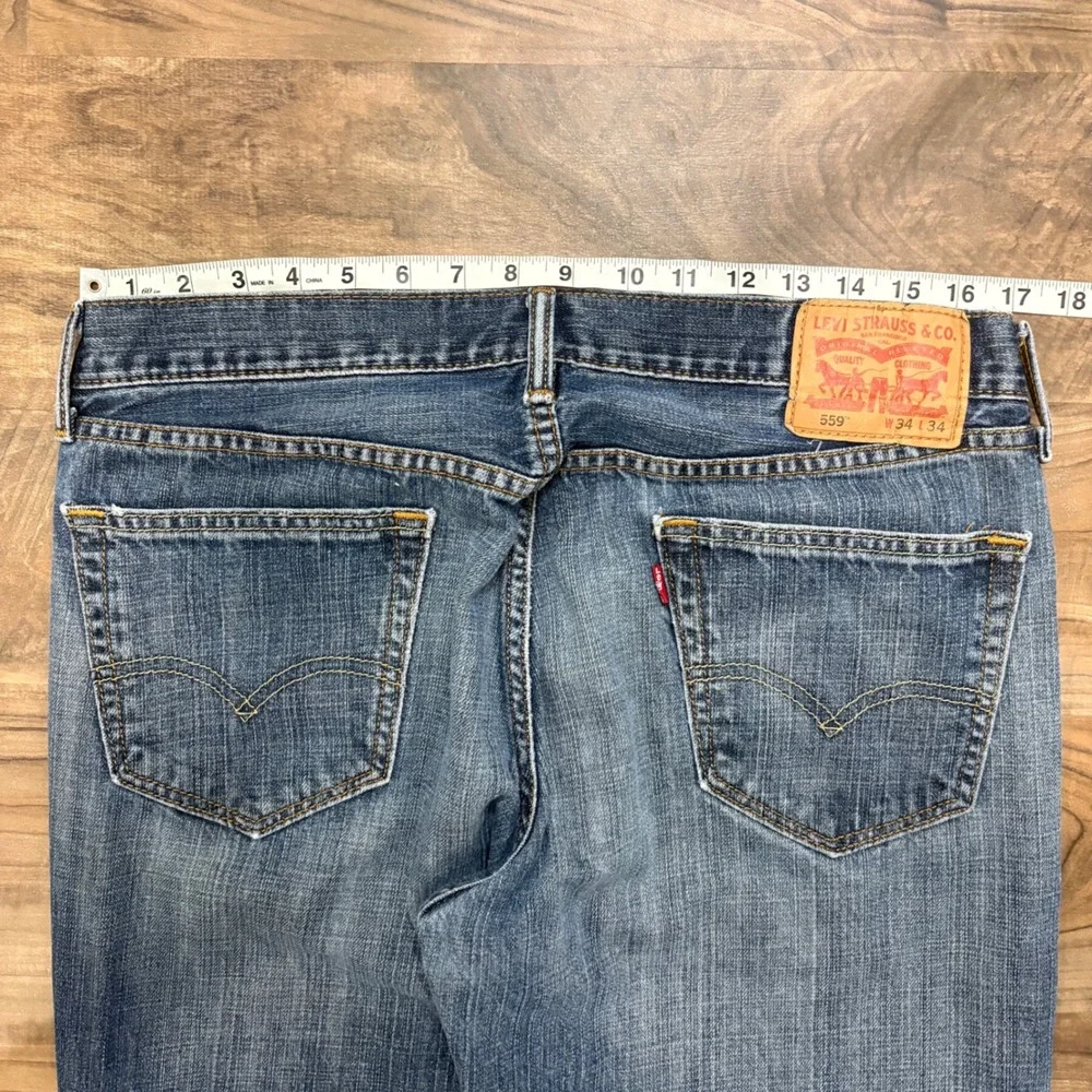 Vintage Y2K Levi's Jeans Mens 34x32 Blue 559 Relaxed Straight Leg Denim Pants